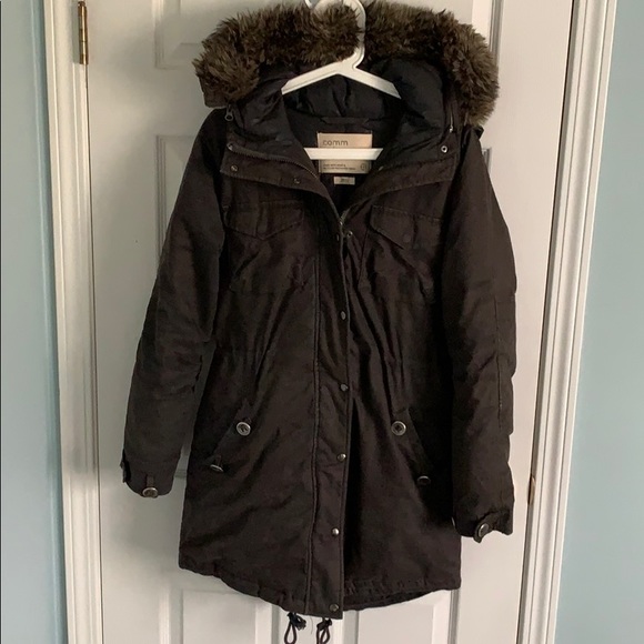 Aritzia community parka in small - Picture 1 of 7